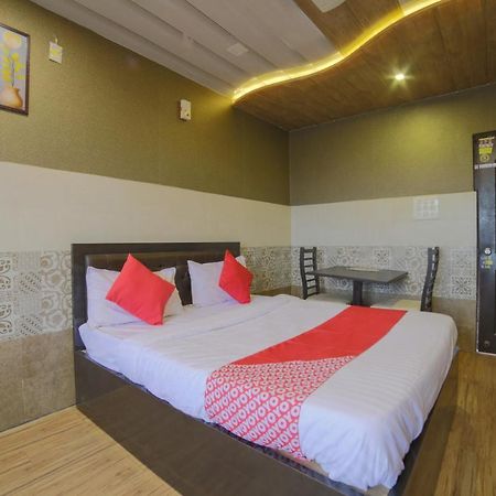 Oyo Flagship Hotel Chandani Rāipur Exterior photo