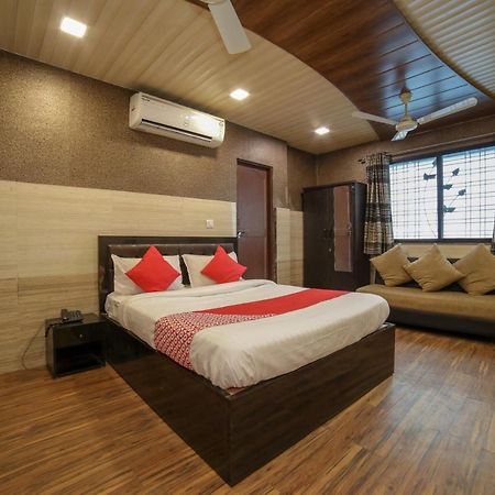 Oyo Flagship Hotel Chandani Rāipur Exterior photo