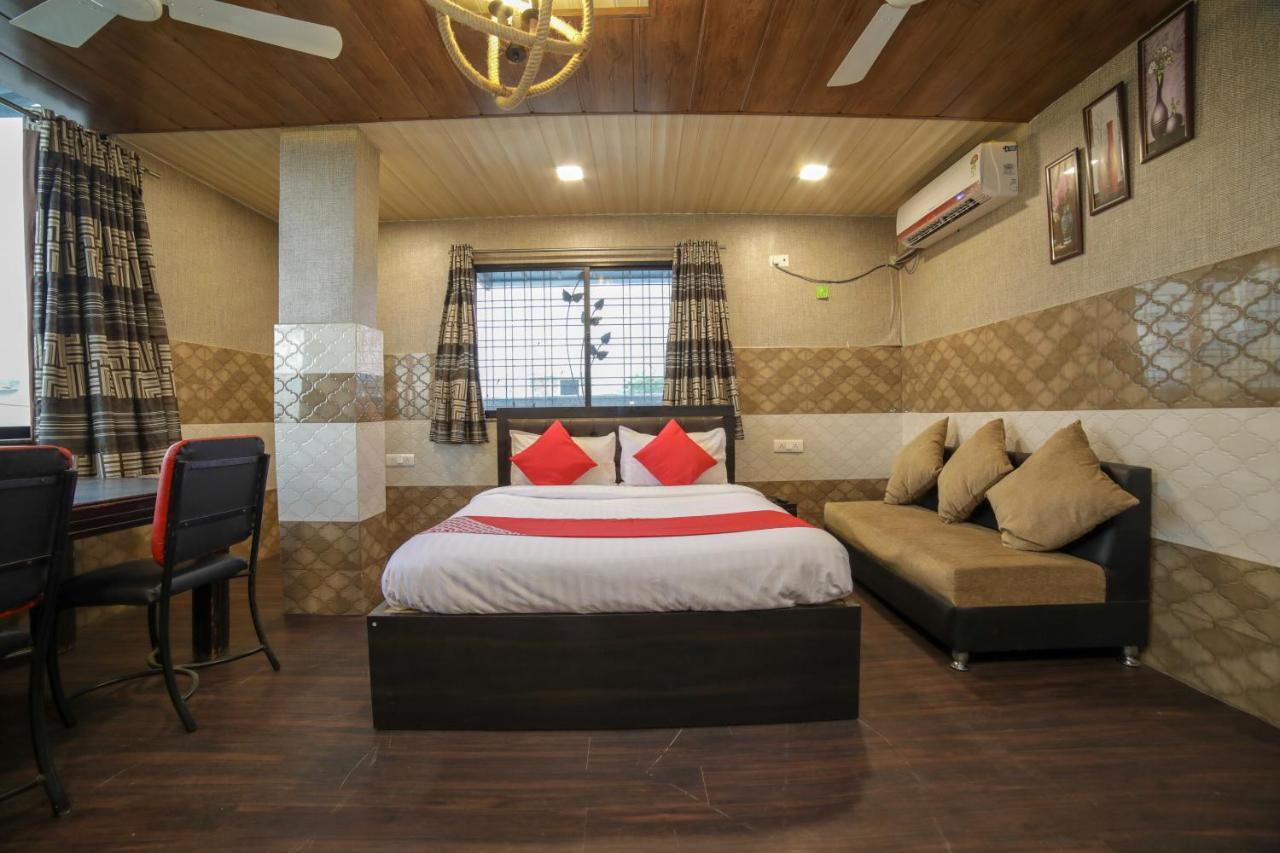 Oyo Flagship Hotel Chandani Rāipur Exterior photo